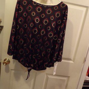 New Notations Top - Black, Red, Metallic Gold - M